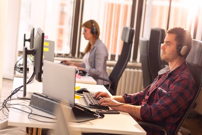 The Crucial Role of IT Support in Business Growth - Corporate Vision  Magazine