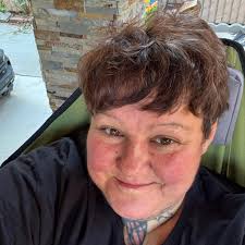 Old marines need floor to sleep in Elk City?