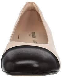 Clarks Rubber Chartli Diva Pump In Nude Pink Black Leather