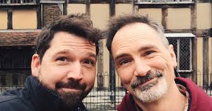 Episode 16: Jesse Stommel and Sean Michael Morris: Why Robots Will Not  Replace Teachers — Overthrowing Education Podcast