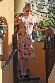 When emma and harriet first take tea together, the ringlet in front of emma's left ear alternates between being snagged in her earring and hanging free. Emma Roberts Out In Los Angeles 10 07 2020 Celebrities Pictures