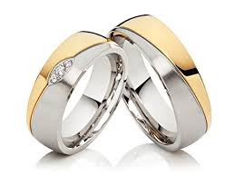 Las argollas de matrimonio bicolores tienen la ventaja de poder gustar tanto a quienes prefieren el toque clásico del oro amarillo como a los que buscan algo más innovador como el oro blanco. Anillos De Matrimonio Mexico Anillos De Matrimonio