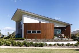 Self Sustainable Girasole Home Rotates Towards The Sun Using An Ipad Homecrux Solar Power House House Canberra Solar House
