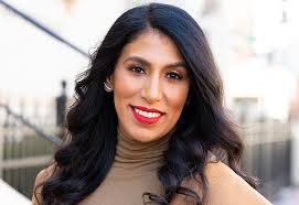 Yes!!! ✌️It's a twofer this week for The Scene with Doreen