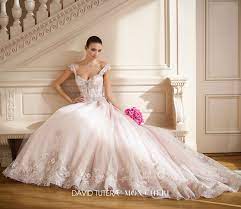Good condition * please note* i am not a lace expert. Martin Thornburg Bridal Dresses Martin Thornburg Wedding Dresses Mon Cheri Wedding Dresses David Tutera Wedding Dresses Wedding Gown Guide