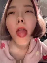 Girl open mouth - video 4 - ThisVid.com