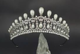 Edwardian Cambridge Lover's Knot Bridal Tiara – Elegant Royal ...