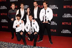Chava tries to make his mark on the team; Club De Cuervos Segunda Temporada