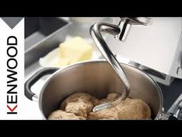 Le Meilleur Robot Patissier Le Petrin Meilleur Robot Patissier Patissiere Cuisson Des Aliments