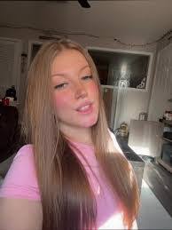 Ashley Haldeman's Instagram, Twitter & Facebook