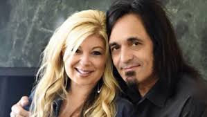 GREAT WHITE Drummer AUDIE DESBROW To Marry Longtime Girlfriend Tomorrow