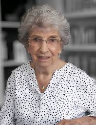 Sally Rossetti's Instagram, Twitter & Facebook