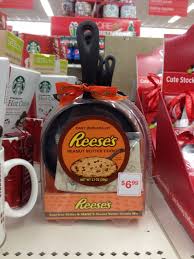 Reese S Cast Iron Skillet Peanut Butter Cookie Gift Set At Kmart Peanut Butter Cookies Reeses Peanut Butter Cookie Mix