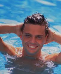 4.8 out of 5 stars. Luis Miguel El Sol De Mexico Dj From Oviedo Es Luis Miguel Singer Dj Music