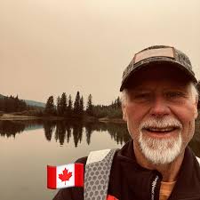 Are there dog friendly beaches or lakes in Alberta?