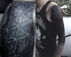 Blackout Tattoo Meaning 41 En 2021 Mandalas Geometricas Tatuaje Mandala Geometrico Tatuajes Geometricos