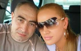 Puțini știu că, în tinerețe, blondina a trăit clipe de groază alături de iubitul său de atunci. Bianca DrÄƒgusanu AjutatÄƒ De ToÅ£i BÄƒrbaÈ›ii Din ViaÈ›a Ei Cum Era Inainte SÄƒ Fie CelebrÄƒ Stirilernl Com