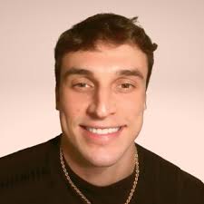 Helping others can improve mental well-being