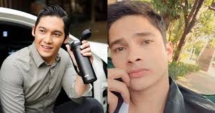 8 Adu gaya Kevin Kambey dan Samuel Zylgwyn, pemeran Orang Ketiga