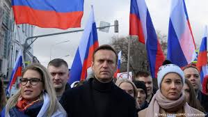 See more of алексей навальный on facebook. Alexei Navalny A Russian Dissident Battles Kremlin Putin In Depth Dw 21 08 2020