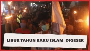 Tahun baru cina selalu dirayakan pada hari pertama kalendar bulan cina. Iicjikkjykjqim