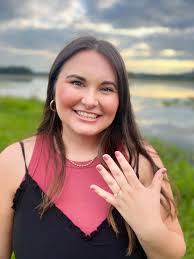 Madison Darnell's Instagram, Twitter & Facebook