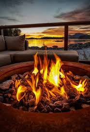 Claiming a fire pit in orange county can be hectic. Talon Beach Bar Fire Pit Picture Of Talon Lodge Spa Sitka Tripadvisor