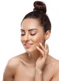 Danielle Difilippo's Instagram, Twitter & Facebook