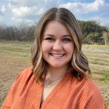 Melisa Smith's Instagram, Twitter & Facebook