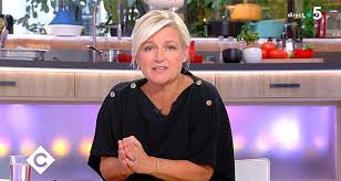 Jul 01, 2021 · avec 27% des voix, «c dans l'air», présenté par caroline roux sur france 5, l'emporte haut la main. C A Vous C Dans L Air Anne Elisabeth Lemoine Et Caroline Roux Reussissent Leur Rentree Sur France 5 Toutelatele