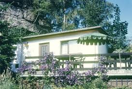 Auf der anderen seite der fährstrasse steht das stattliche haus steineck, eine frühere sommervilla der familie stein aus köln. Ferieneinrichtungen Haus Am Stein Konigstein Sachsische Schweiz Aktualisierte Preise Fur 2021