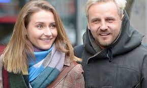 Maybe you would like to learn more about one of these? Pawel Domagala Zostanie Ojcem Zuzanna Grabowska Jest W Ciazy Plec