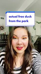 Please consult your local law daddy before taking a (free) duck from the  park. #freeduck #lawdaddy #rouen #ducksoftiktok #mysteryduck