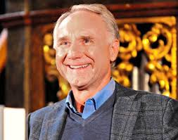 Der Golem lebt: Dan Browns neuer Thriller „The Secret of Secrets“ spielt in  Prag