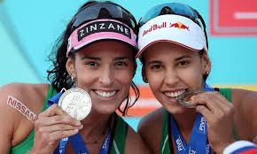 Ágatha e duda foram superadas pelas holandesas schoon e stam (21/17 e 21/15) e talita/taiana perdeu das canadenses pavan e. Ao Vivo Agatha Duda X Summer Hughes Final Etapa De Moscou