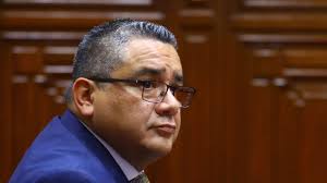 Juan José Santiváñez pidió a Eduardo Arana trasladar de penal a un  excliente suyo vinculado a la banda criminal 'Los Pulpos', según testigo  protegido