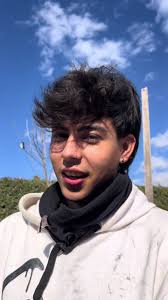 Ya que le gusta hablar a este muchacho salgo a hablar yo tmb #juanflorez