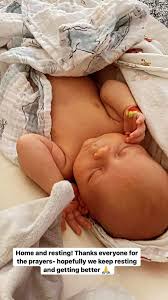 Lauren Lane besorgt: Ihr Baby musste in eine Klinik