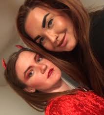 Miriam Cross (@mirmoose) • Instagram photos and videos