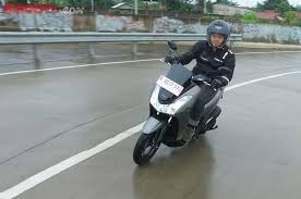 Buat semua pengunjung kafe baper dengan gesekan biolanya. Https Netral News Tepat 5 Bulan Bertemu Keluarga Rizky Billar Datang Melamar Lesty Kejora Html 2020 12 24t01 20 47z Https Statik Tempo Co Id 989717 Width 650 Https Netral News Skenario Pailit Jiwasraya Rencana Wishnutama Untuk Tidak Lagi