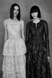 Check spelling or type a new query. El Vestido De Novia Del Futuro Se Llevara Con Botines Y Sera De Chanel