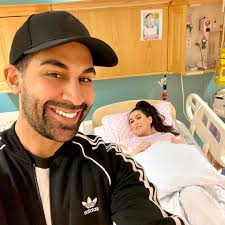 Ana Olivas (@anako2493)