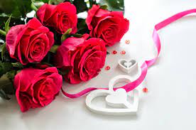 Find high quality valentine flower clipart, all png clipart images with transparent backgroud can be download for free! Valentine Flowers Wallpapers Top Free Valentine Flowers Backgrounds Wallpaperaccess