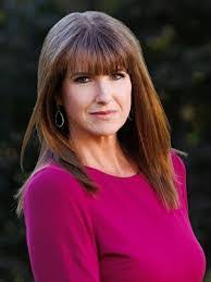 Suzanne Hobbs's Instagram, Twitter & Facebook