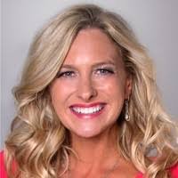 Stephanie Beebe's Instagram, Twitter & Facebook