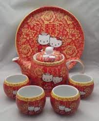 Chinese Wedding Teapot Set Set Of 6 Pieces 49 90 From Http Www Bachelorette Com Sg Chinese Wedding C Hello Kitty Gifts Hello Kitty Kitchen Hello Kitty House