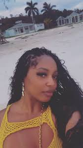 | All I was missing was bag juice :( … got my road side jerk chicken too  🫶🏾🇯🇲😋 , #contentgirly #contentqueen #fashioninspo #vacationoutfit  #travelinfluencer #amazonoutfit #jamaicanfood ...