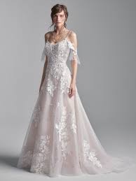 Lace wedding dresses with sleeves are perfect for every season, choose long sleeve wedding dresses if you winter bride, cap sleeves will be for spring or summer weddings. Lightweight A Line Wedding Dresses For Brides With Pear Shaped Body Types