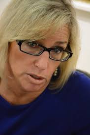 Into the deep: Marine scientist Ellen Prager conducts trivial talk