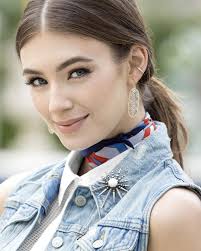 Royce Gold Brooch in White Baroque Pearl